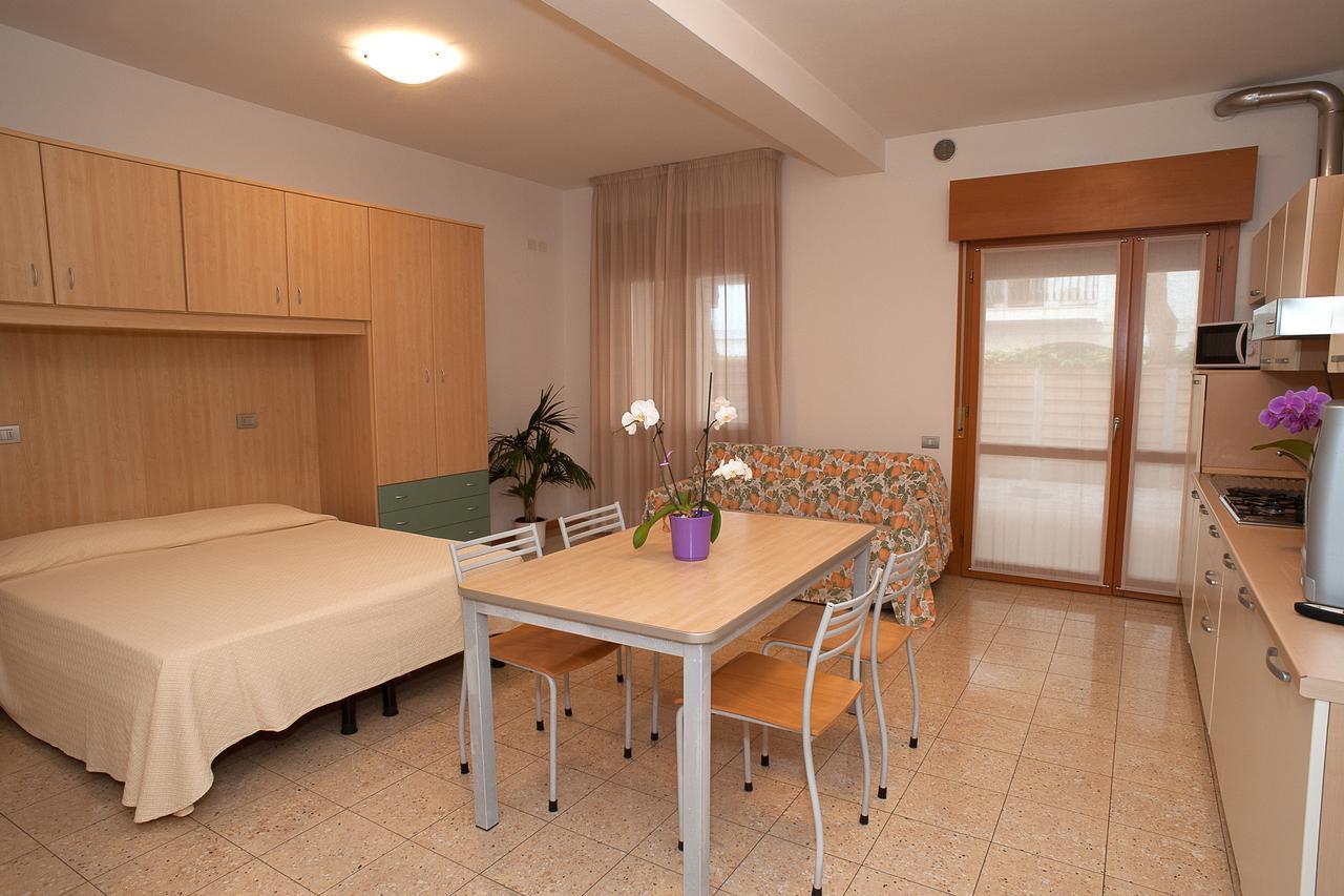Residence Ca D'Oro Lido di Jesolo Exterior photo
